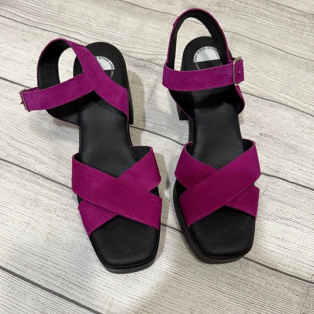 TIOOL Carlita Platform Shoes in Magenta